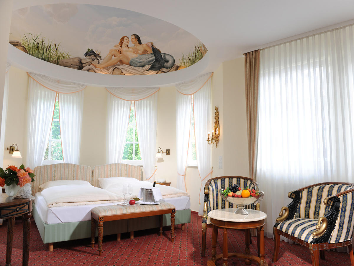 Schlosshotel Neckarbischofsheim חדר תמונה
