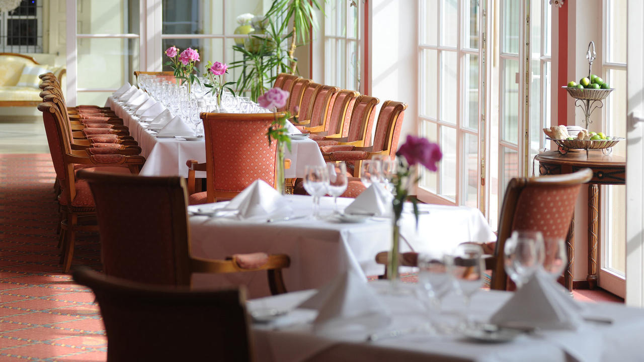 Schlosshotel Neckarbischofsheim מראה חיצוני תמונה
