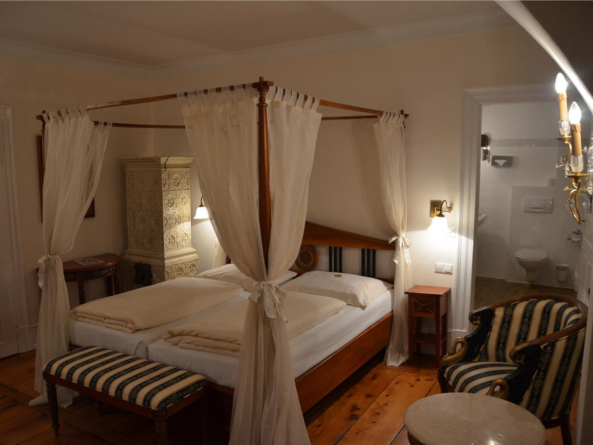 Schlosshotel Neckarbischofsheim חדר תמונה