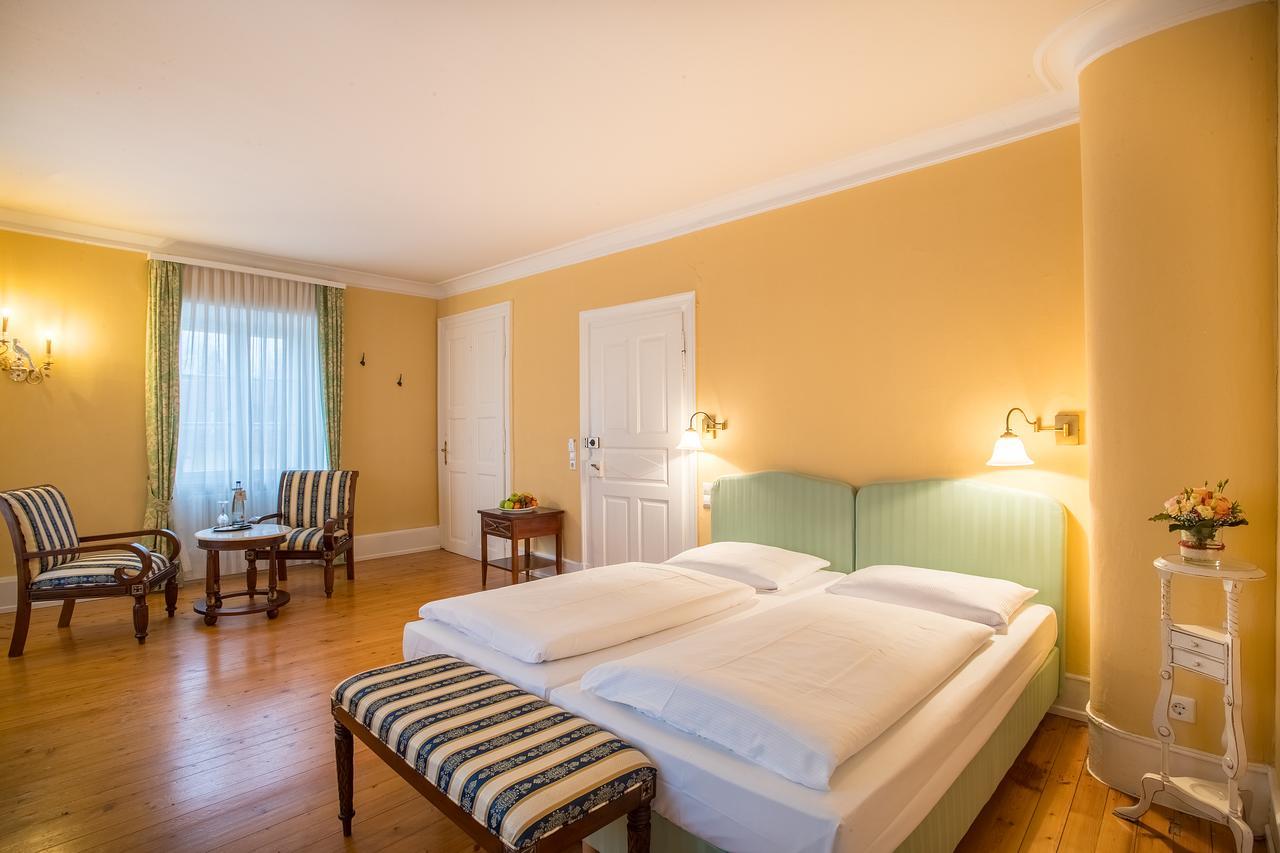 Schlosshotel Neckarbischofsheim מראה חיצוני תמונה
