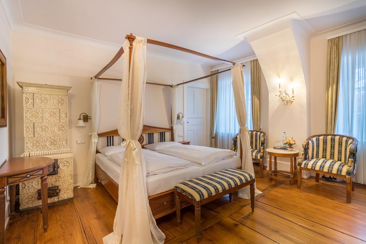 Schlosshotel Neckarbischofsheim מראה חיצוני תמונה