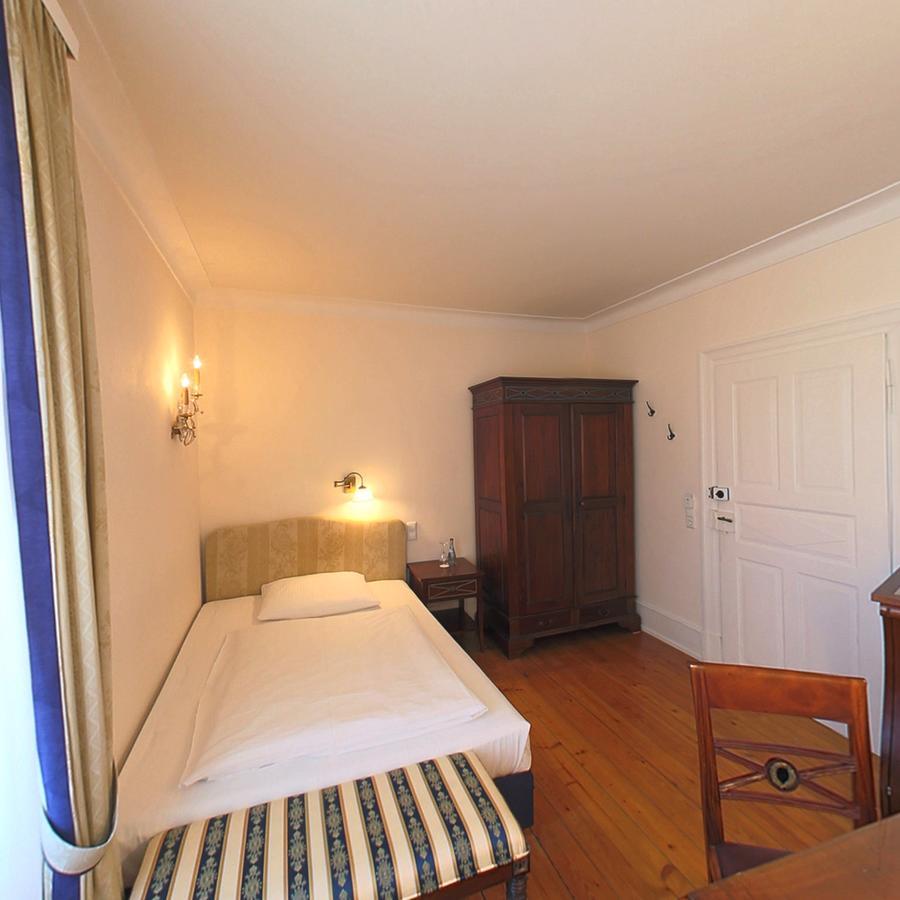 Schlosshotel Neckarbischofsheim מראה חיצוני תמונה
