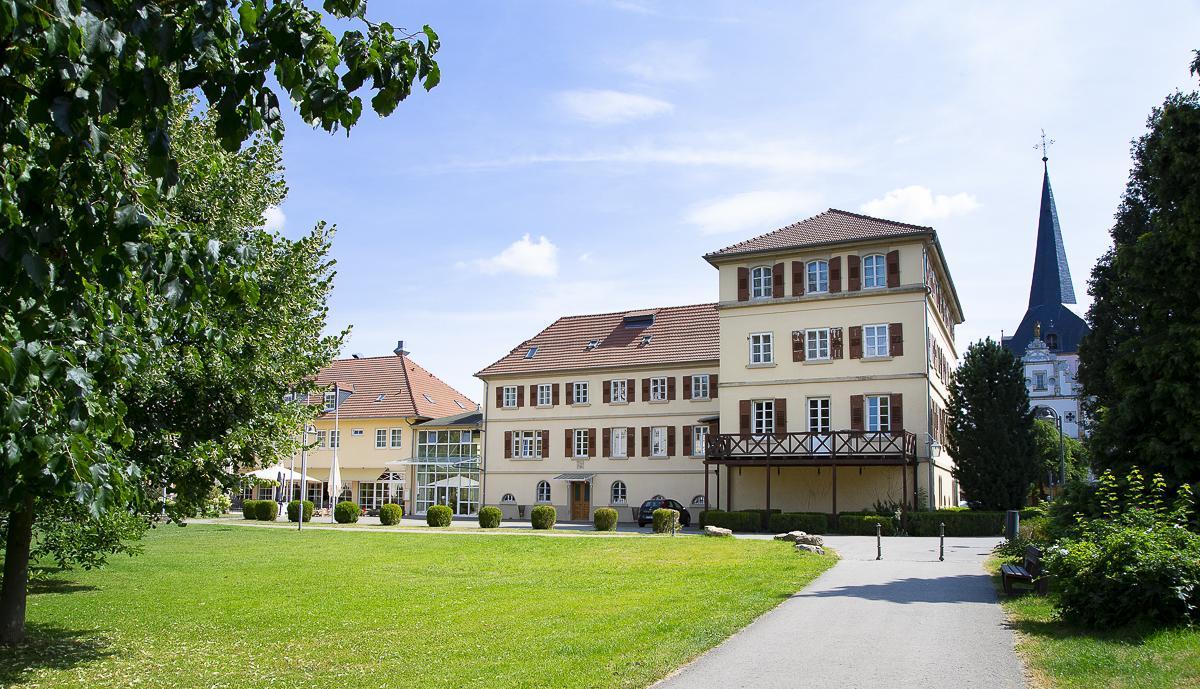 Schlosshotel Neckarbischofsheim מראה חיצוני תמונה