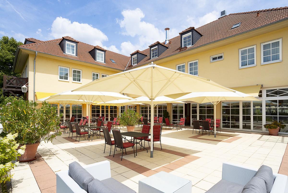 Schlosshotel Neckarbischofsheim מראה חיצוני תמונה